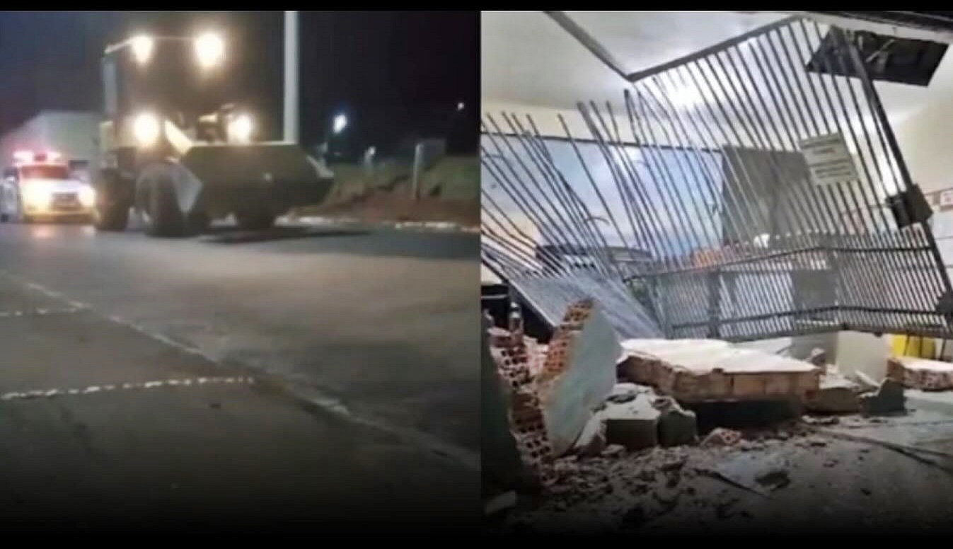 Homem revoltado destrói fachada de cartório com retroescavadeira em Ribeirão Claro