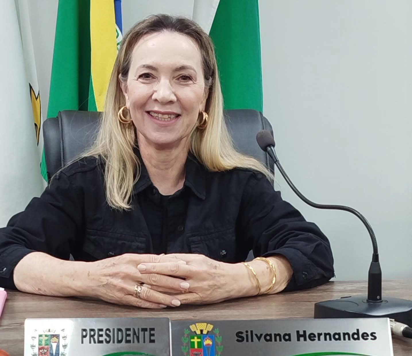 Silvana Hernandes é eleita presidente da câmara municipal de São Tomé